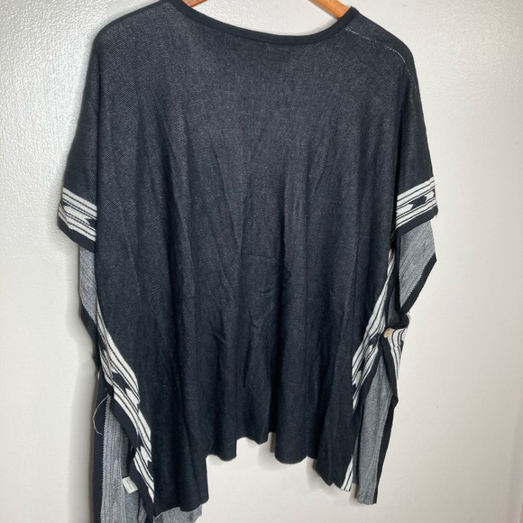 Francesca’s Cape Style Open Cardigan 4/$25 - Picture 2 of 8